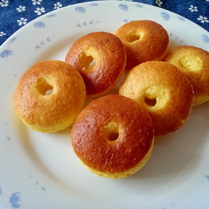 ホットケーキミックスで作る焼きドーナツ